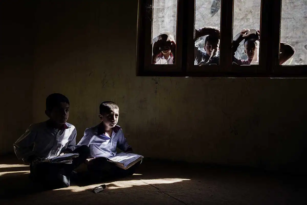 Electricity in Pakistani schools by Andrea Francolini