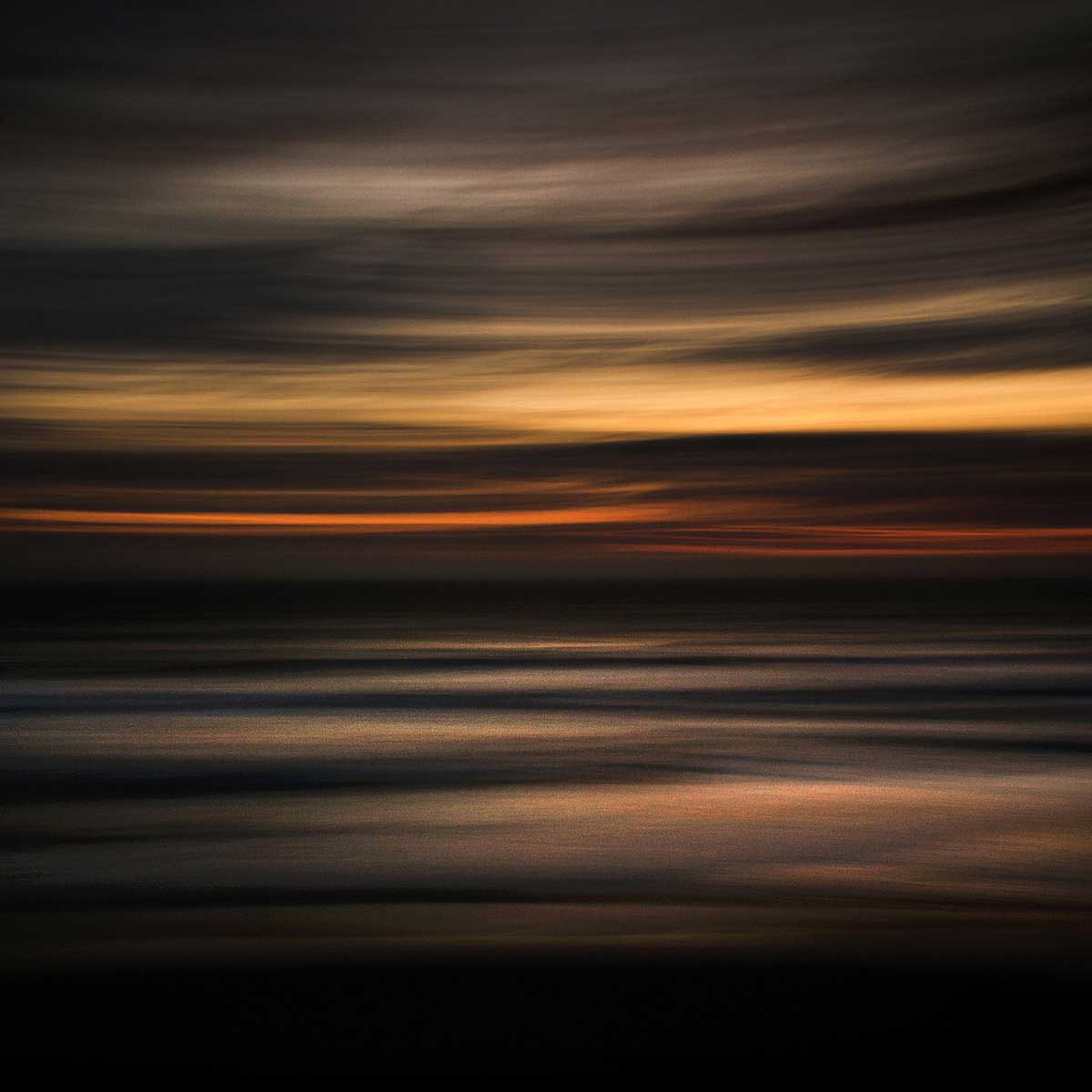 Nathan Wirth ; Twilight by the Sea(sons)