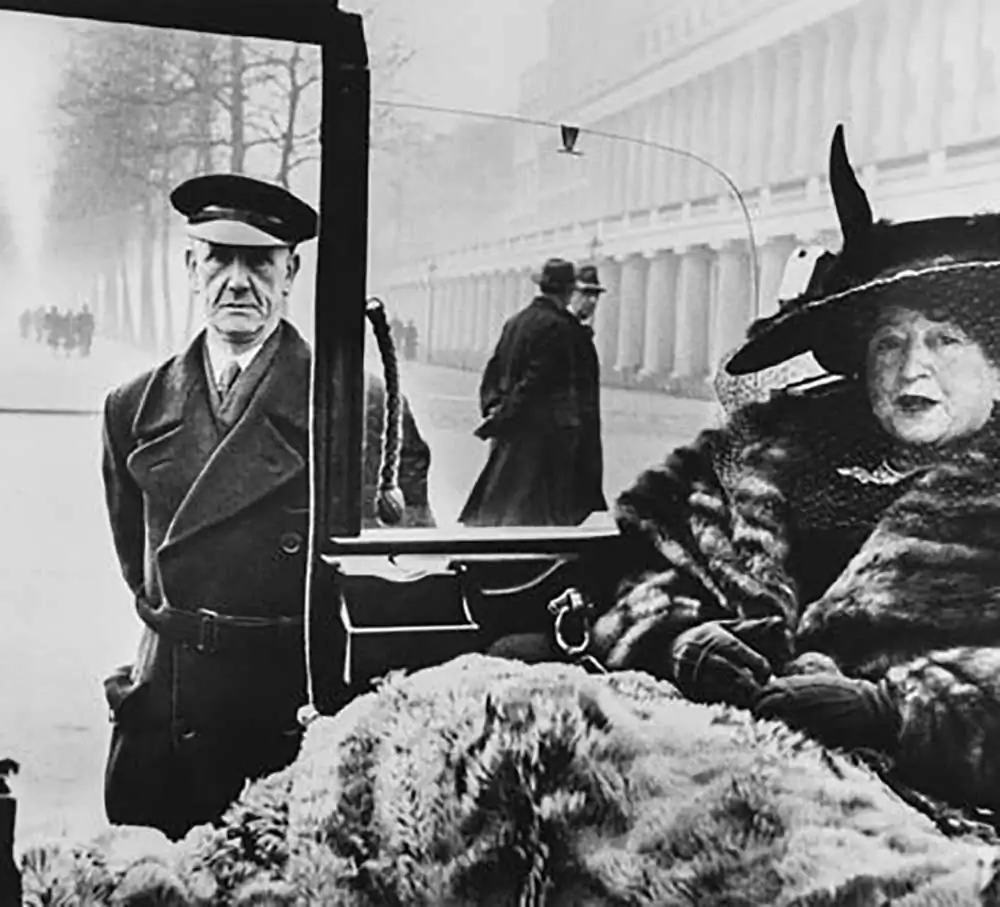 Inge Morath ; From a photographic cosmos