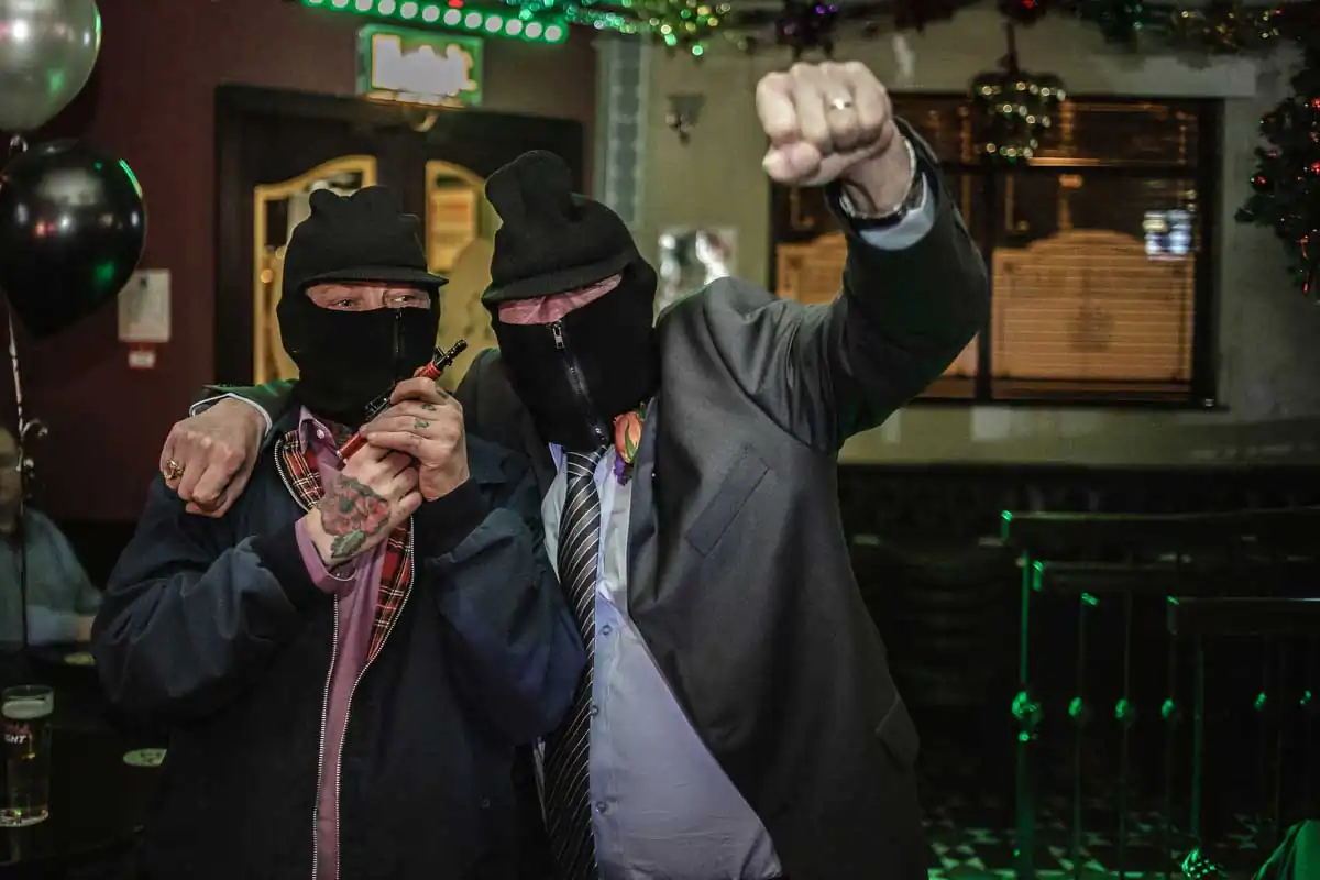 Loyalists; No surrender by Mariusz Smiejek