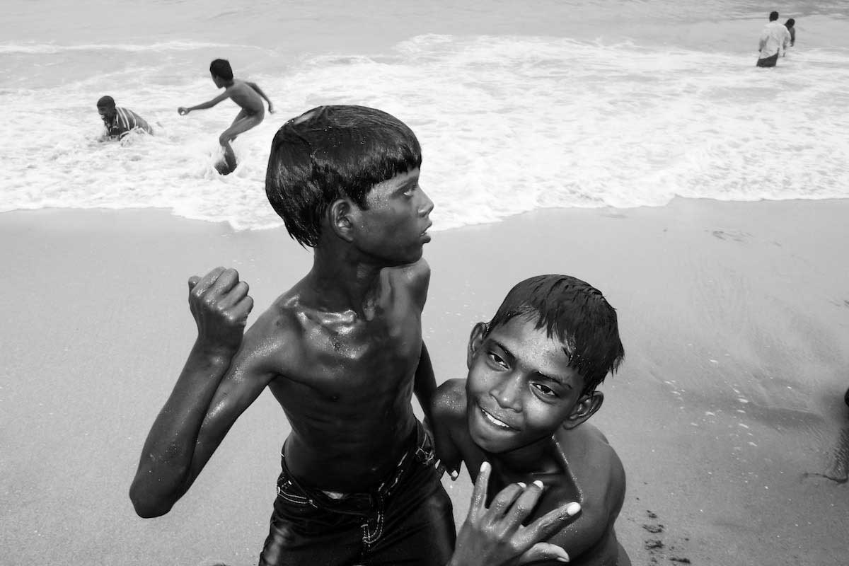 Life At Marina Beach By Mahesh Balasubramanian | Dodho