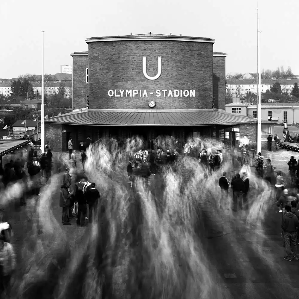 Monster by Frank Machalowski