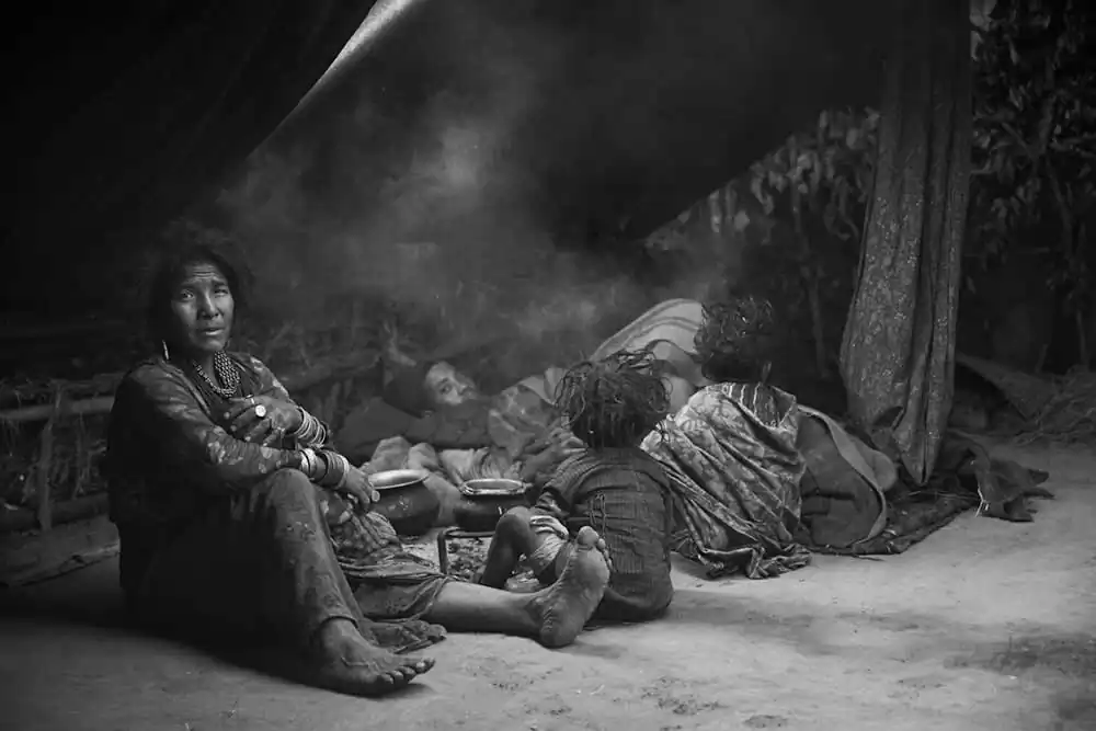 The Last Nomadic Hunter-Gatherers of the Himalayas by Jan Møller Hansen