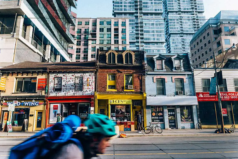 Toronto by Adrian Morillo