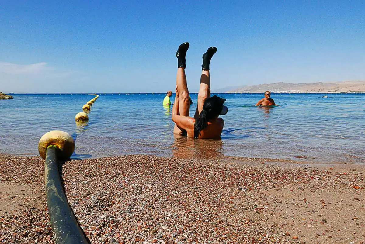 I´m the street by Omri Shomer