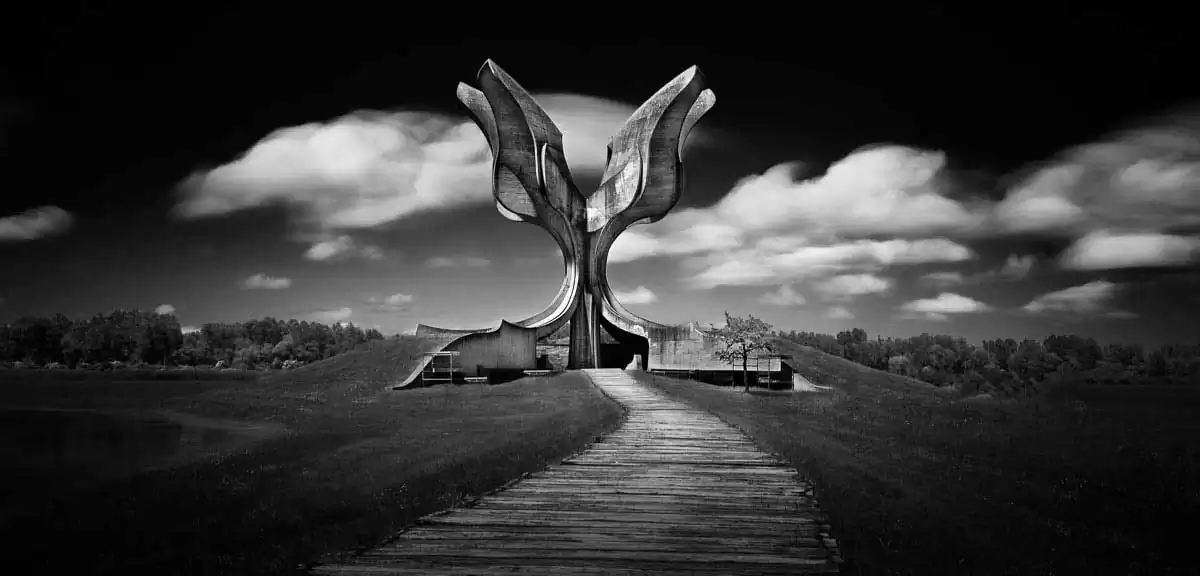 Spomenici by Giulio Zanni