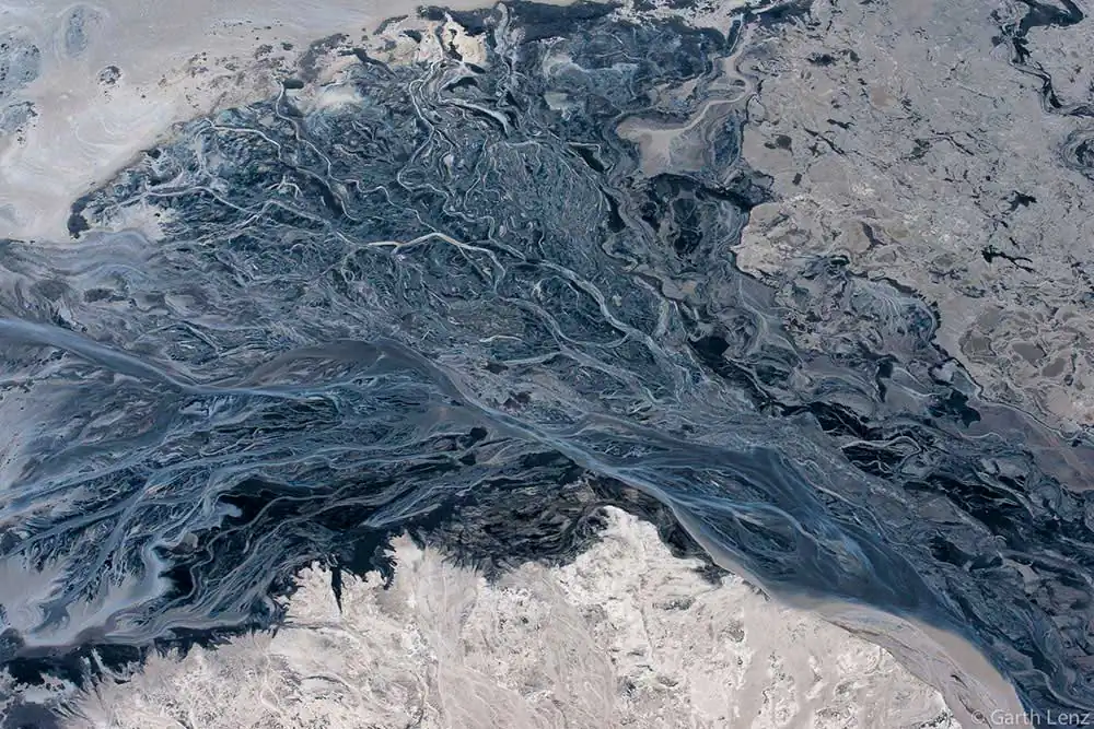 The True Cost of Oil | Garth Lenz