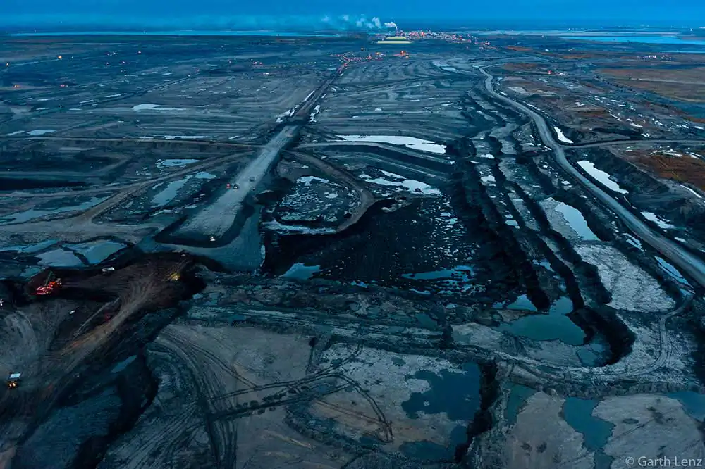 The True Cost of Oil | Garth Lenz