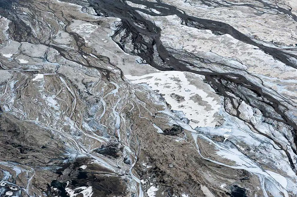 The True Cost of Oil | Garth Lenz