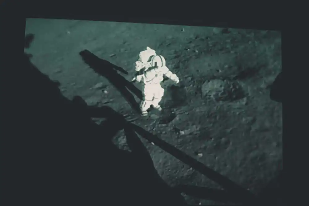 To The Moon and Home | Thomas H.P. Jerusalem