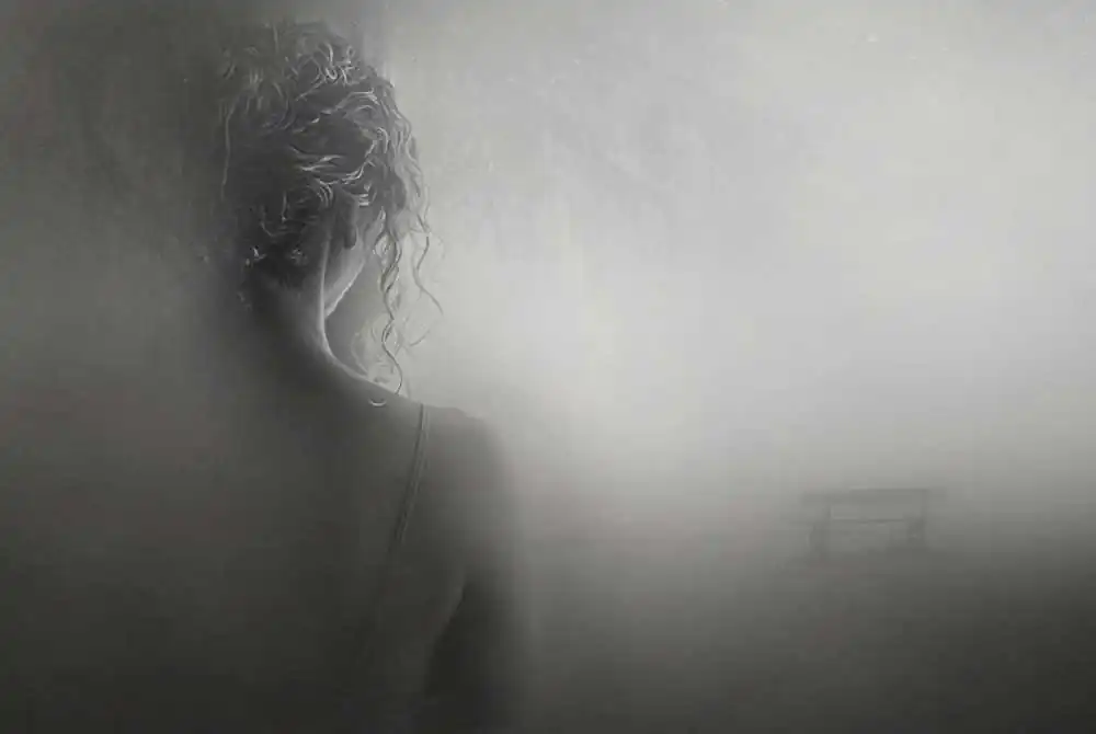 Imperfect photographs by María Tudela