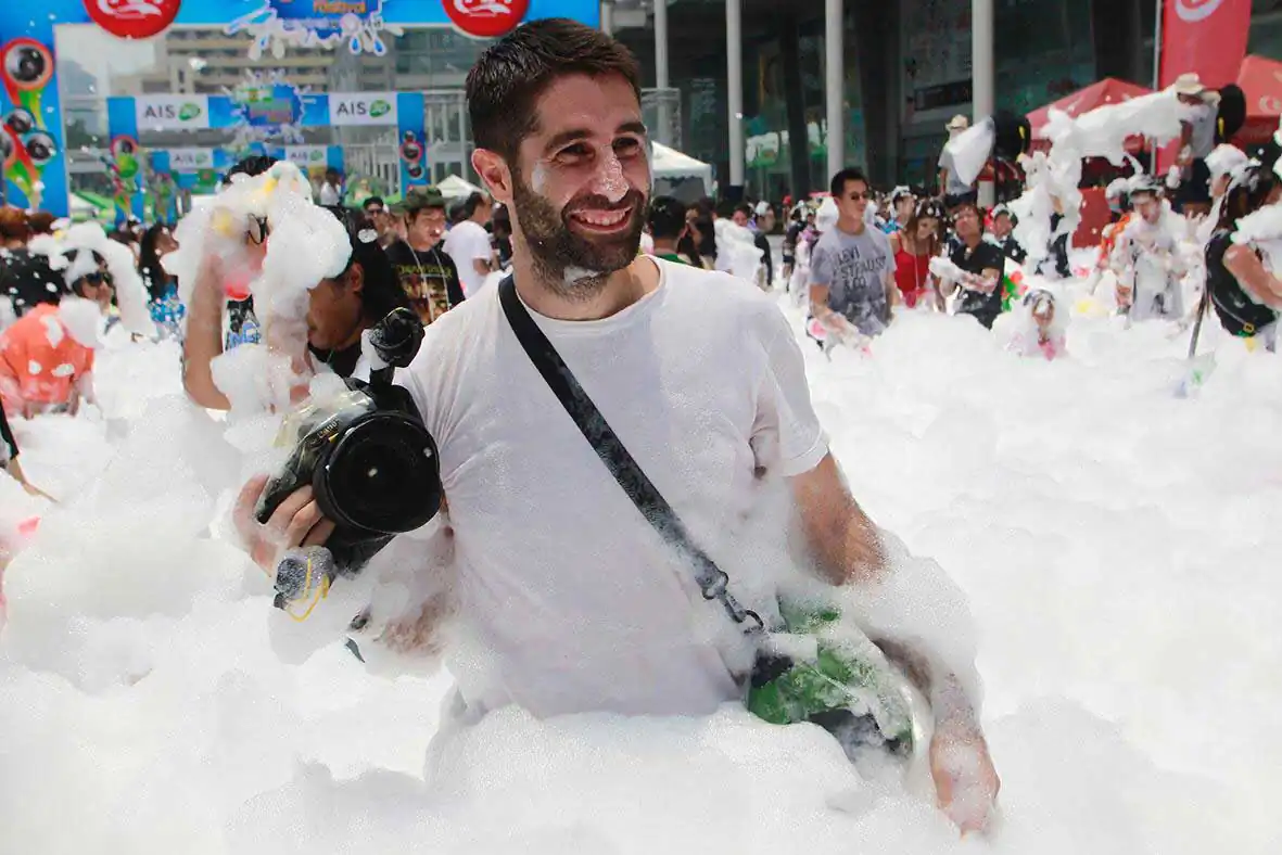 Inside the Camera Bag of Biel Carlderón