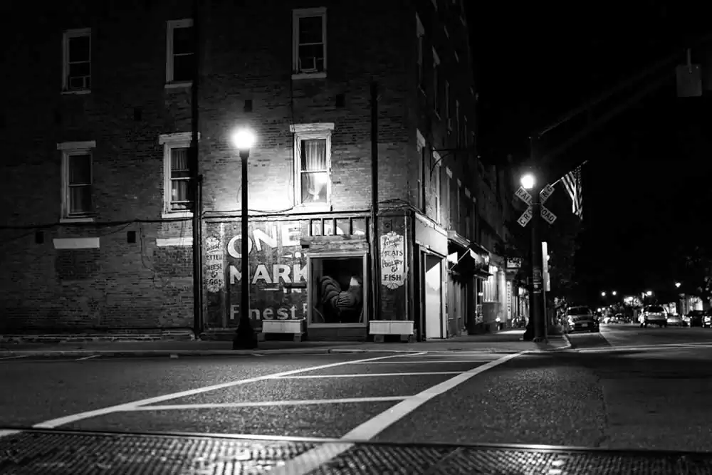 Narrative style : Silent Stages by Kenneth Dreyfack