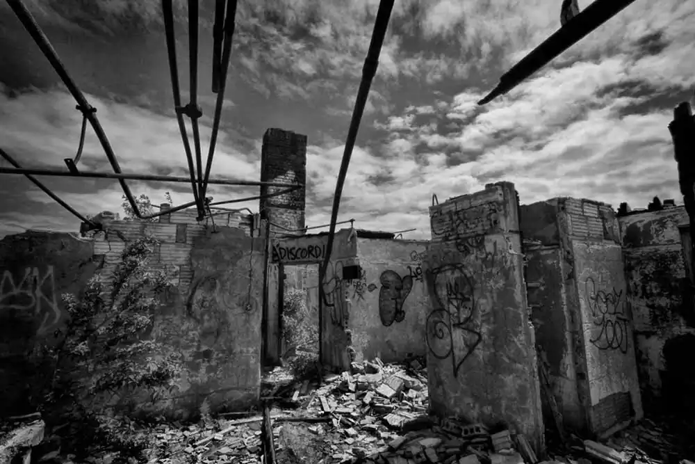 Abandoned places | Justyna Mikina