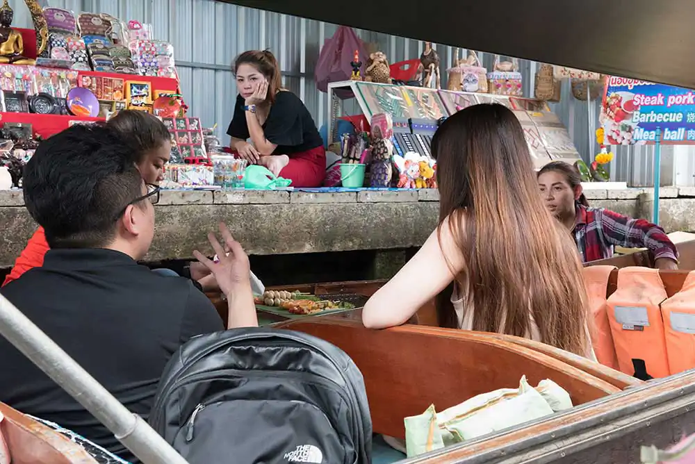 Life, Expressions and Stoicism: An Hour in Damnoen Market By Abhijit Bose