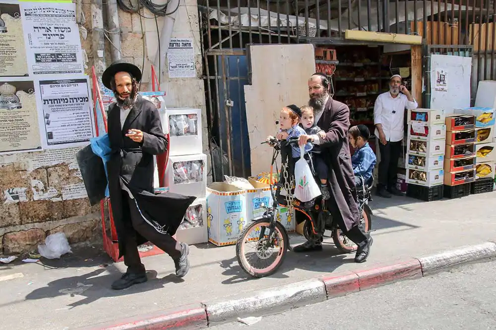 Urban environments; Mea Shearim by Alexandra Buxbaum