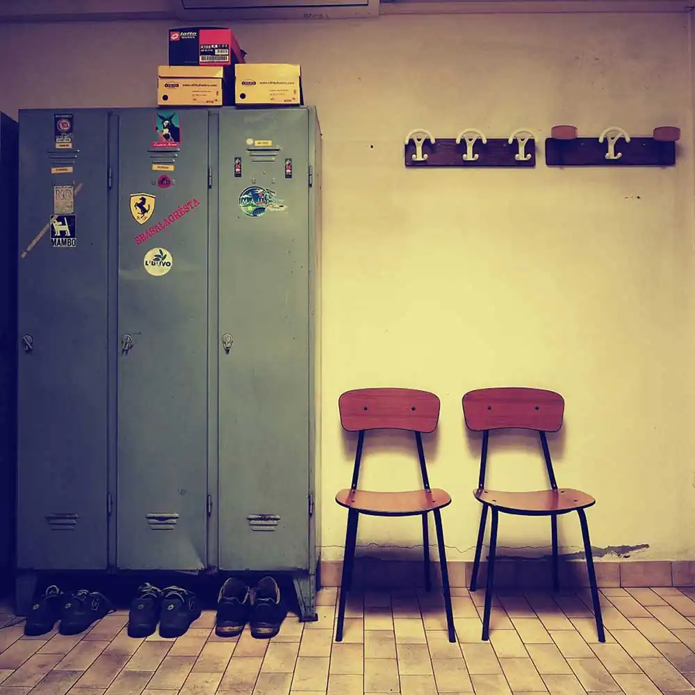 Metalworking; Eight hours by Enzo Crispino