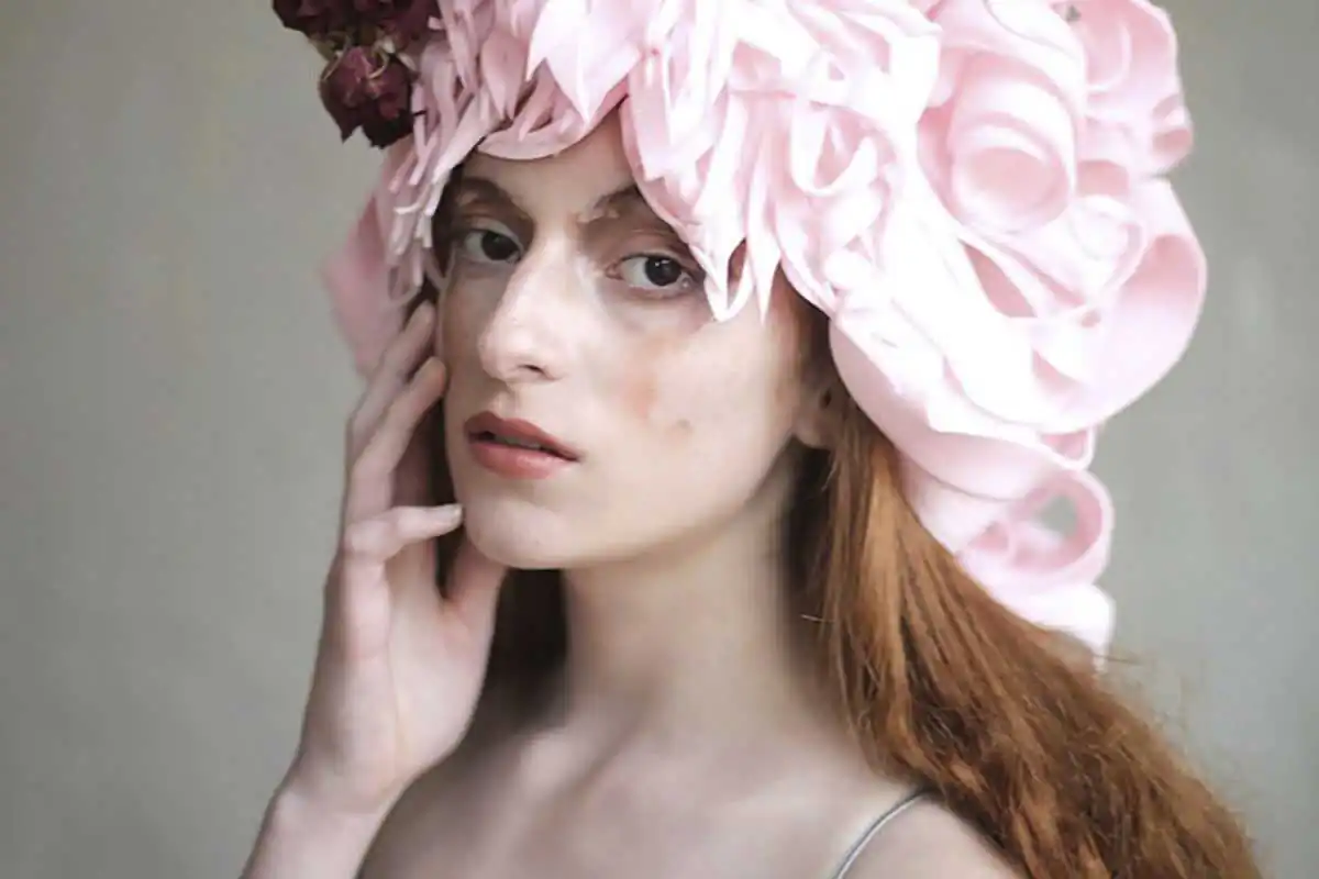 An unique visual signature; Fairytale by Zuzu Valla