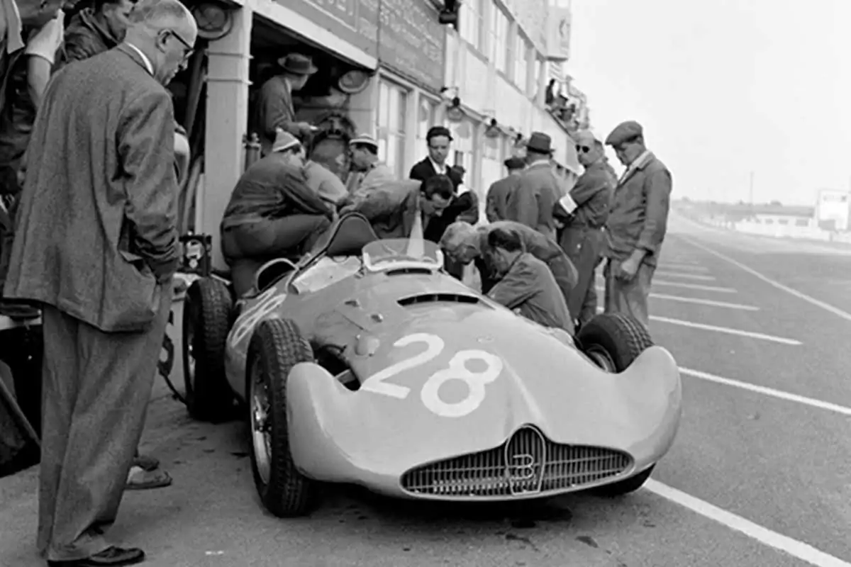 Exhibition; The Racing Photography of Jesse Alexander