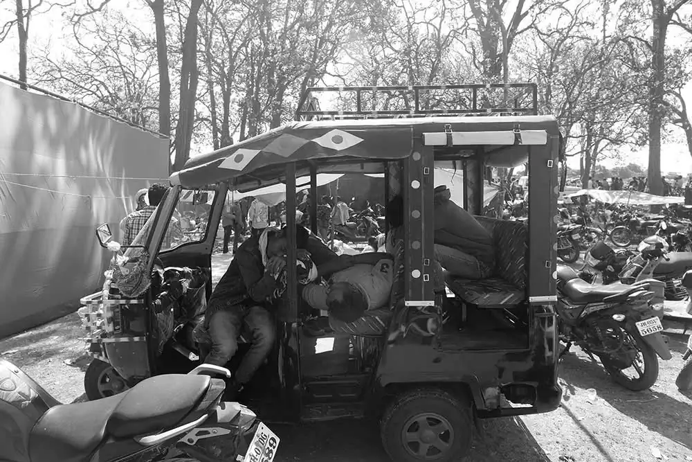 The Netarhat Firing Range Protest by Ishan Banerjee