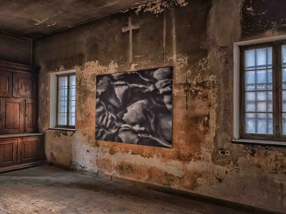 Poetry of Silence – Light paintings by Roland Blum in the Johanniterkirche Feldkirch