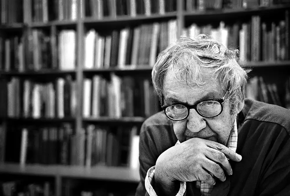 Saul Leiter: Capturing the Beauty of Everyday Life Through Photography