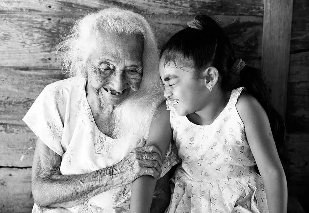 How to live to 100; Photo essay on aging and longevity by Arianne Clément