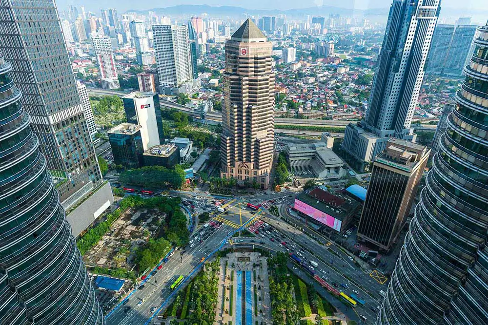 GuruShots: Essence of Architecture