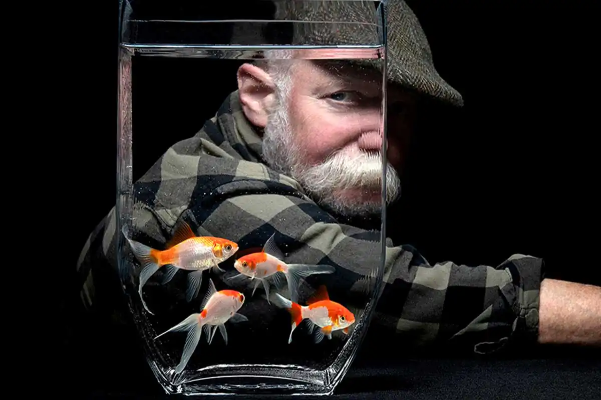 Catch of Time – Photographic Interpretations of Dutch Poetry by Lynne Greenaway