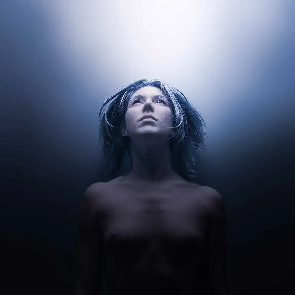 Aquatic by Francis Malapris: A Dreamlike Tribute to Feminine Energy and Inner Transformation