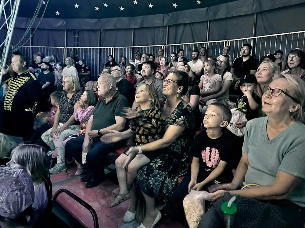 Markku Lahdesmaki Photographs the Soul of Sirkus Tähti