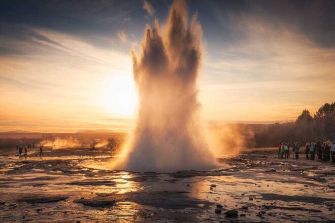 Gurushots: Tell a Story