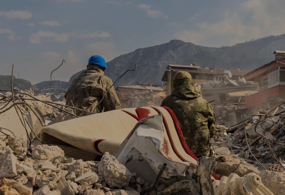 In the Rubble: Turkey’s Earthquake Tragedy by Svet Jacqueline