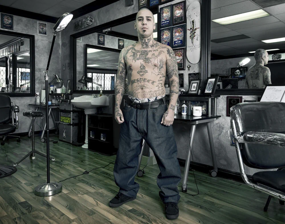 Los Ojos: Life in the Streets of East Los Angeles by Bob Stevens