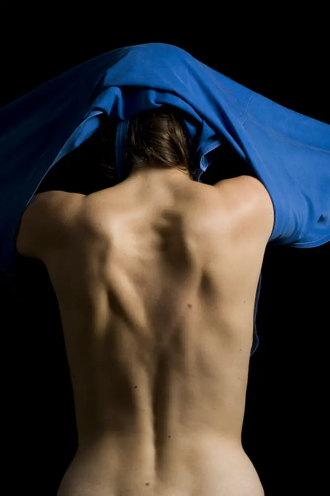 Figures by Aurore Dal Mas: Challenging the Viewer’s Gaze